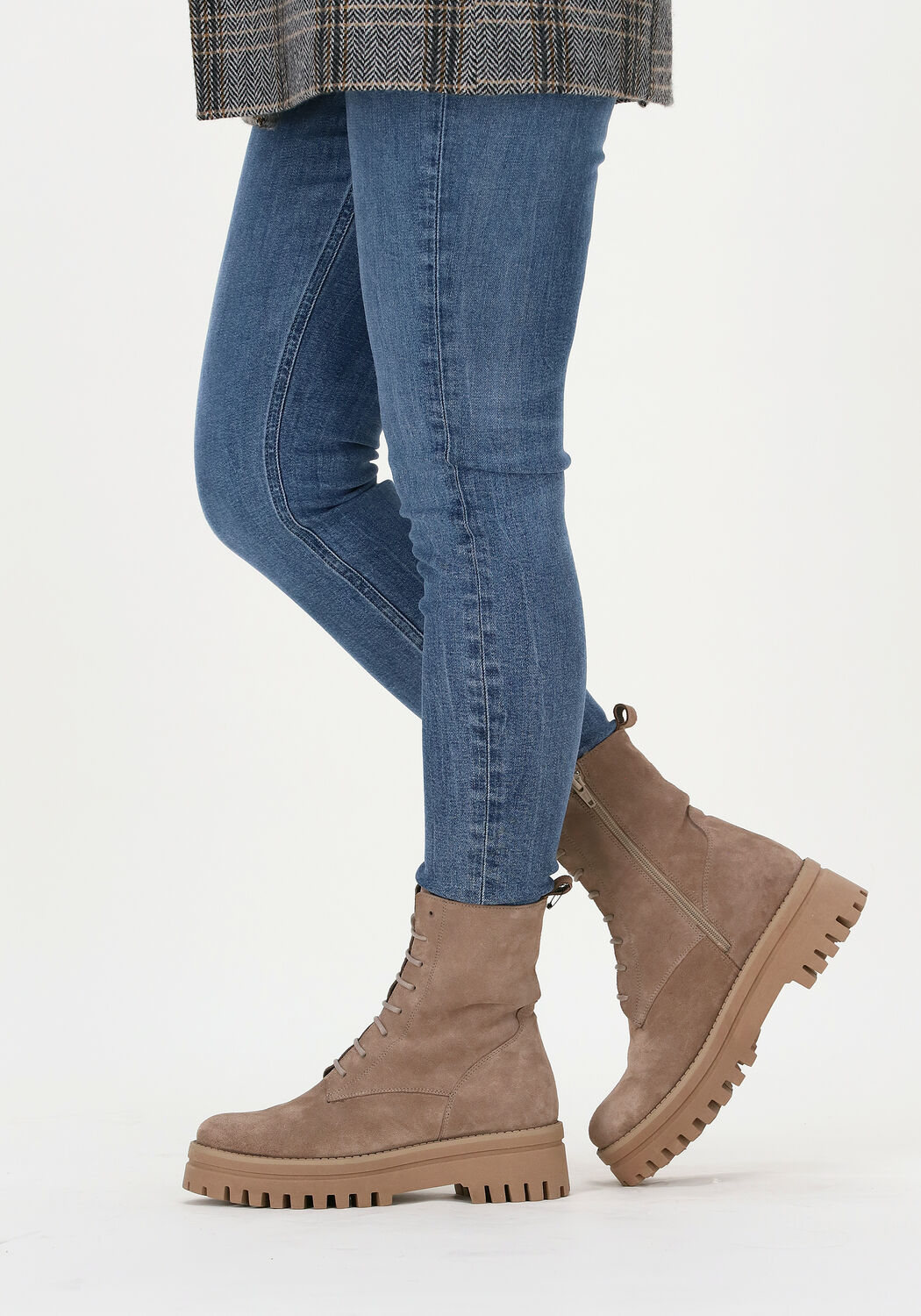 Camelfarbene OMODA Schn&uuml;rboots TRONCHETTO ALLACCIATO - large