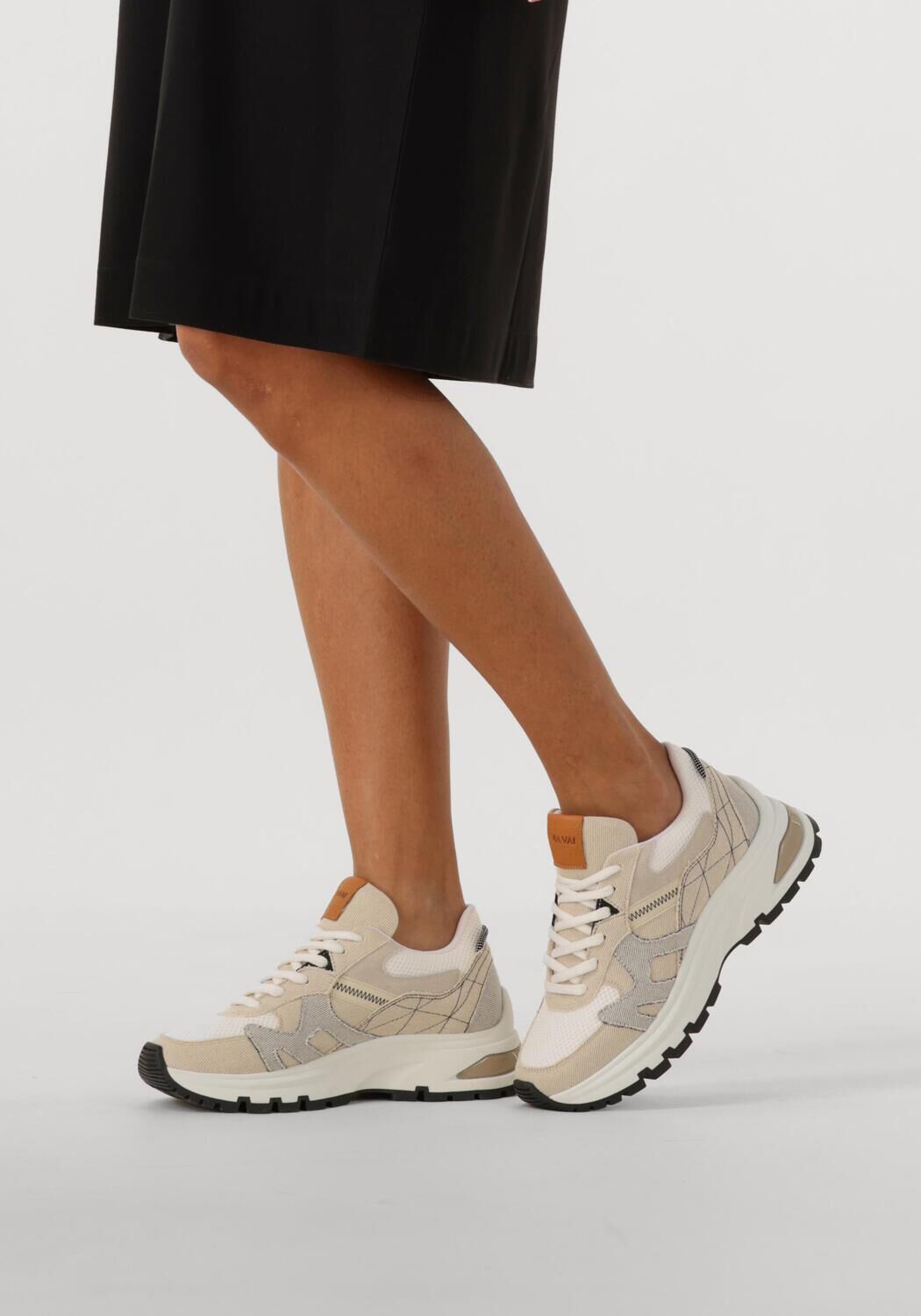 Beige VIA VAI Sneaker Low LIZ FINLEY - large