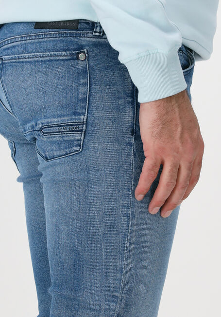 Blaue CAST IRON Slim fit jeans RISER SLIM BRIGHT BLUE WASH - large