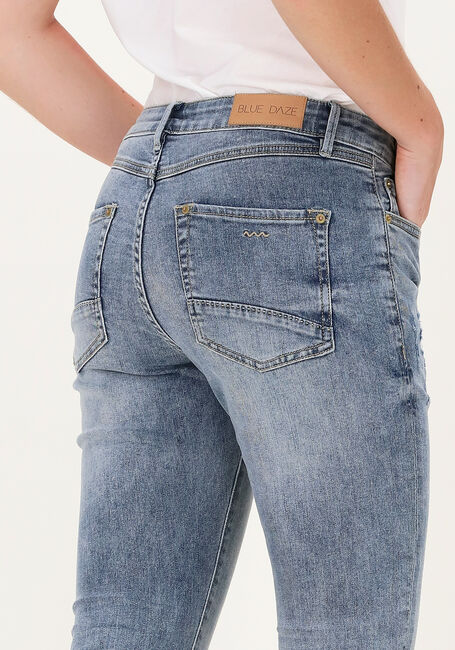 Blaue SUMMUM Slim fit jeans TAPERED JEANS RAIN DENIM - large