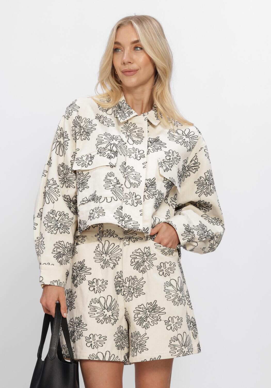 Wei&szlig;e AMAYA AMSTERDAM Jacken MYRA JACKET - large