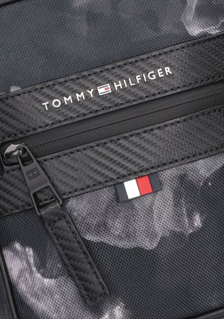 Schwarze TOMMY HILFIGER Reportertasche ELEVATED CAMO MIN REPORTER - large