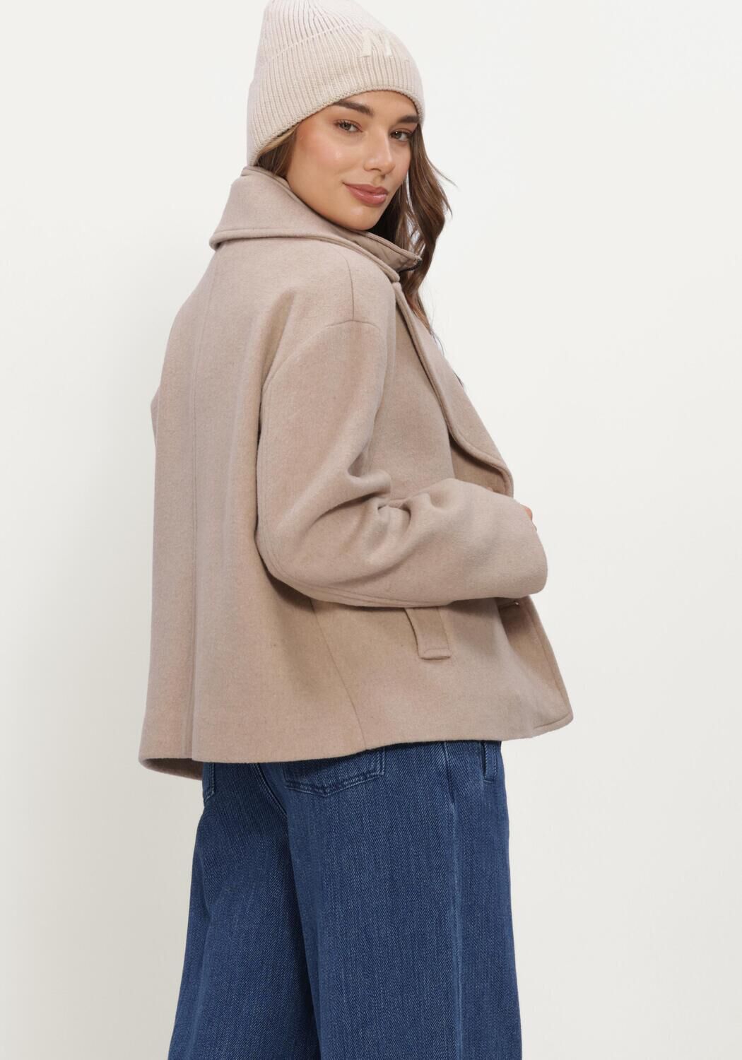 Beige MOSCOW Jack 01-08-SERAPHINA - large