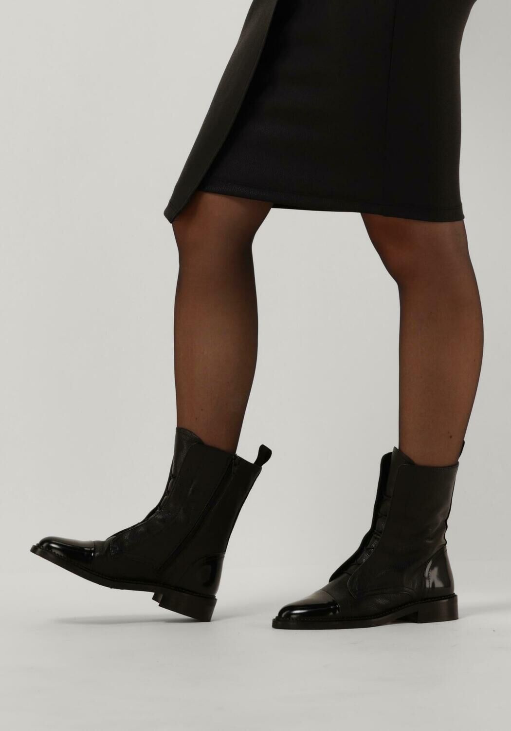 Schwarze PERTINI Schn&uuml;rboots 32105 - large