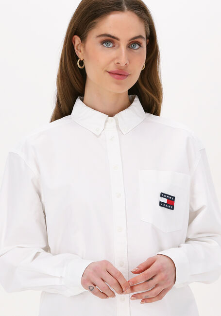 Weiße TOMMY JEANS Blusen TJW BADGE BOYFRIEND SHIRT - large