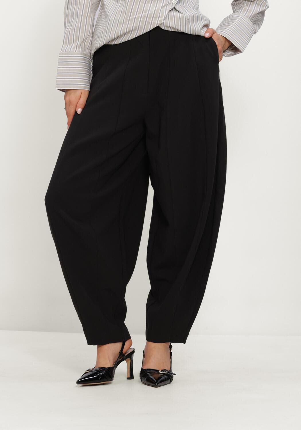 Schwarze Y.A.S. Weite Hose YASBAY HW BARREL BALLOON PANT - large