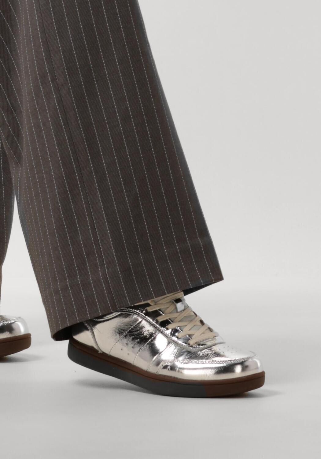 Silberne WODEN Sneaker Low BJORK LEATHER - large