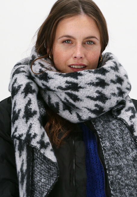 Schwarze YEHWANG Schal WINTER WONDER - large