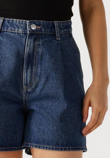 Blaue EDITED Kurze Hosen LILYAN SHORTS - large