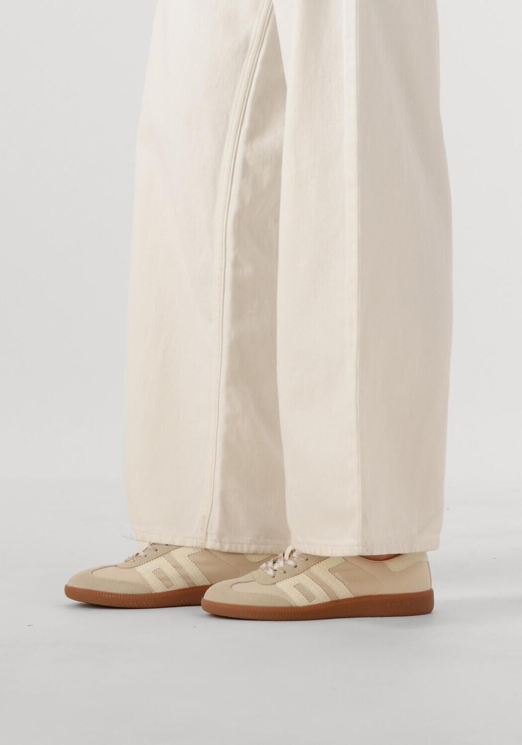 Beige BACK70 Sneaker Low GHOST - large