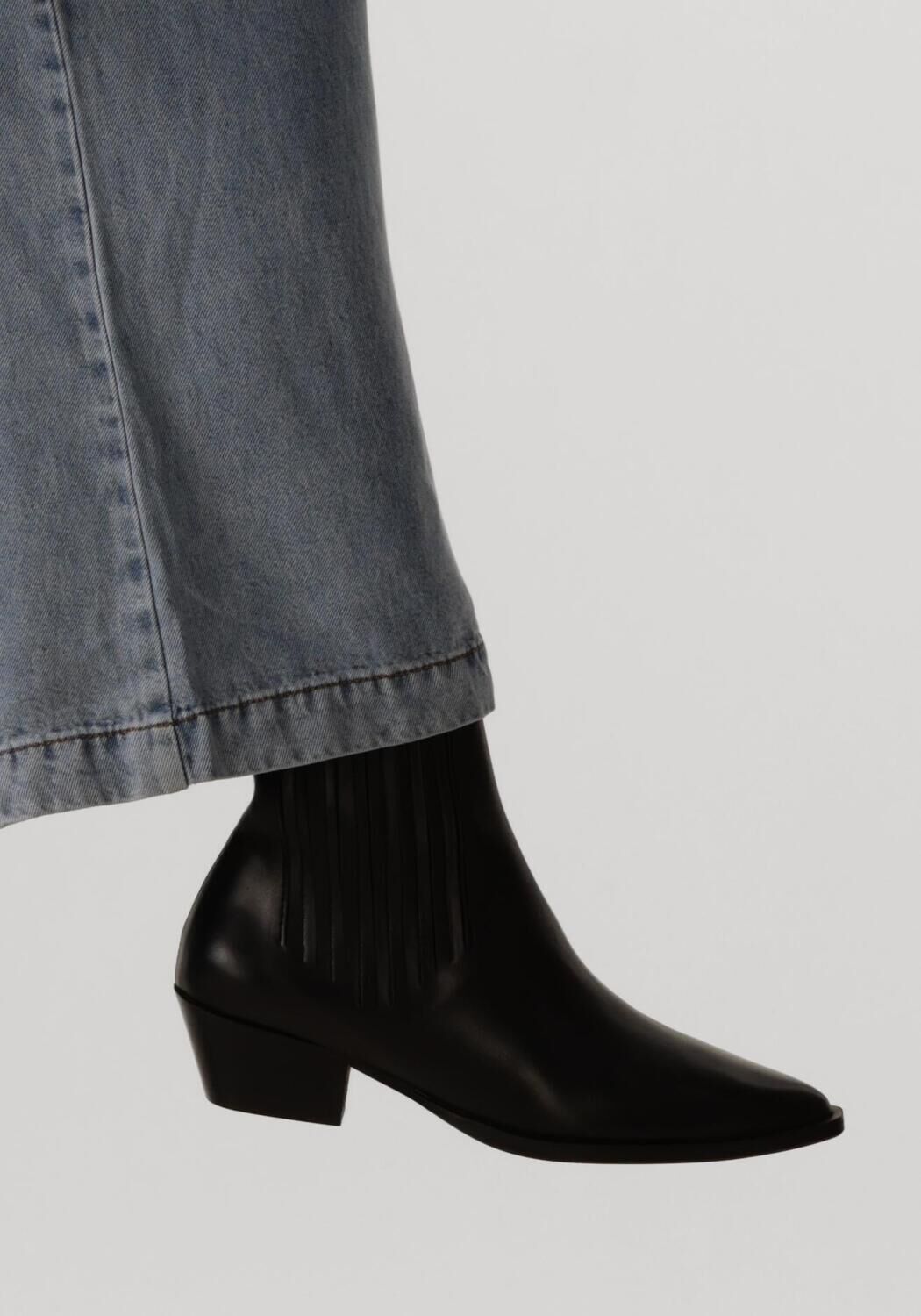 Schwarze ANONYMOUS COPENHAGEN Stiefeletten HACHI - large