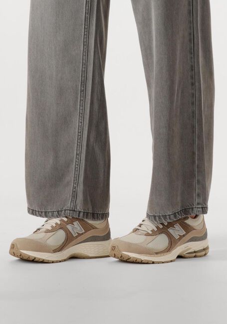Beige NEW BALANCE Sneaker Low M2002 D - large