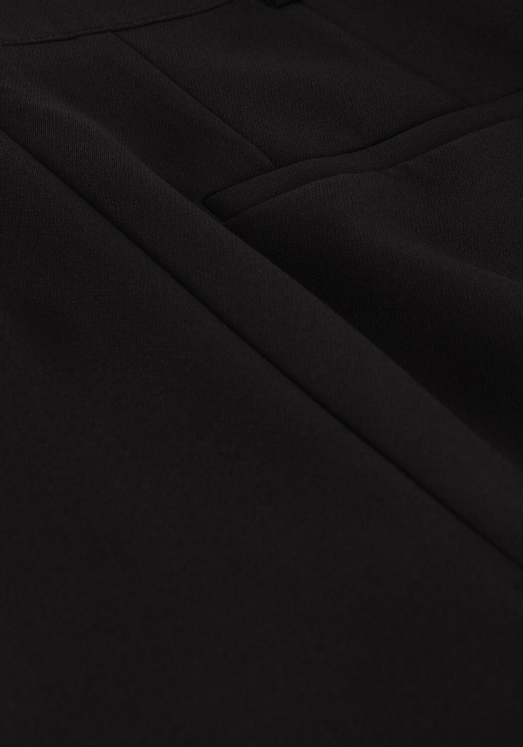 Schwarze MY ESSENTIAL WARDROBE Hosen YOLAMW HIGH SHORTS - large