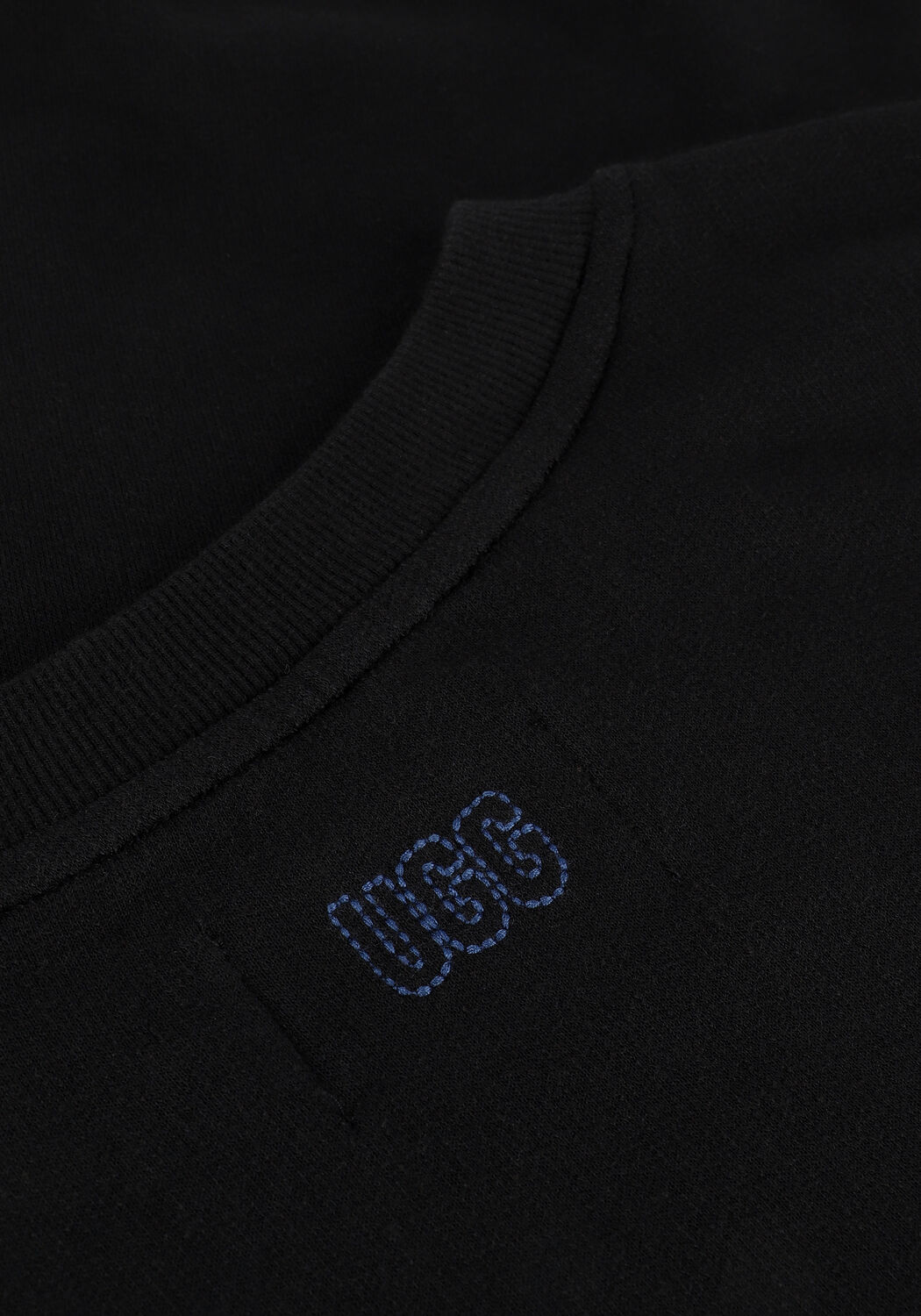 Schwarze UGG Sweatshirt W BROOK BALLOON SLEEVE CREWNEC - large