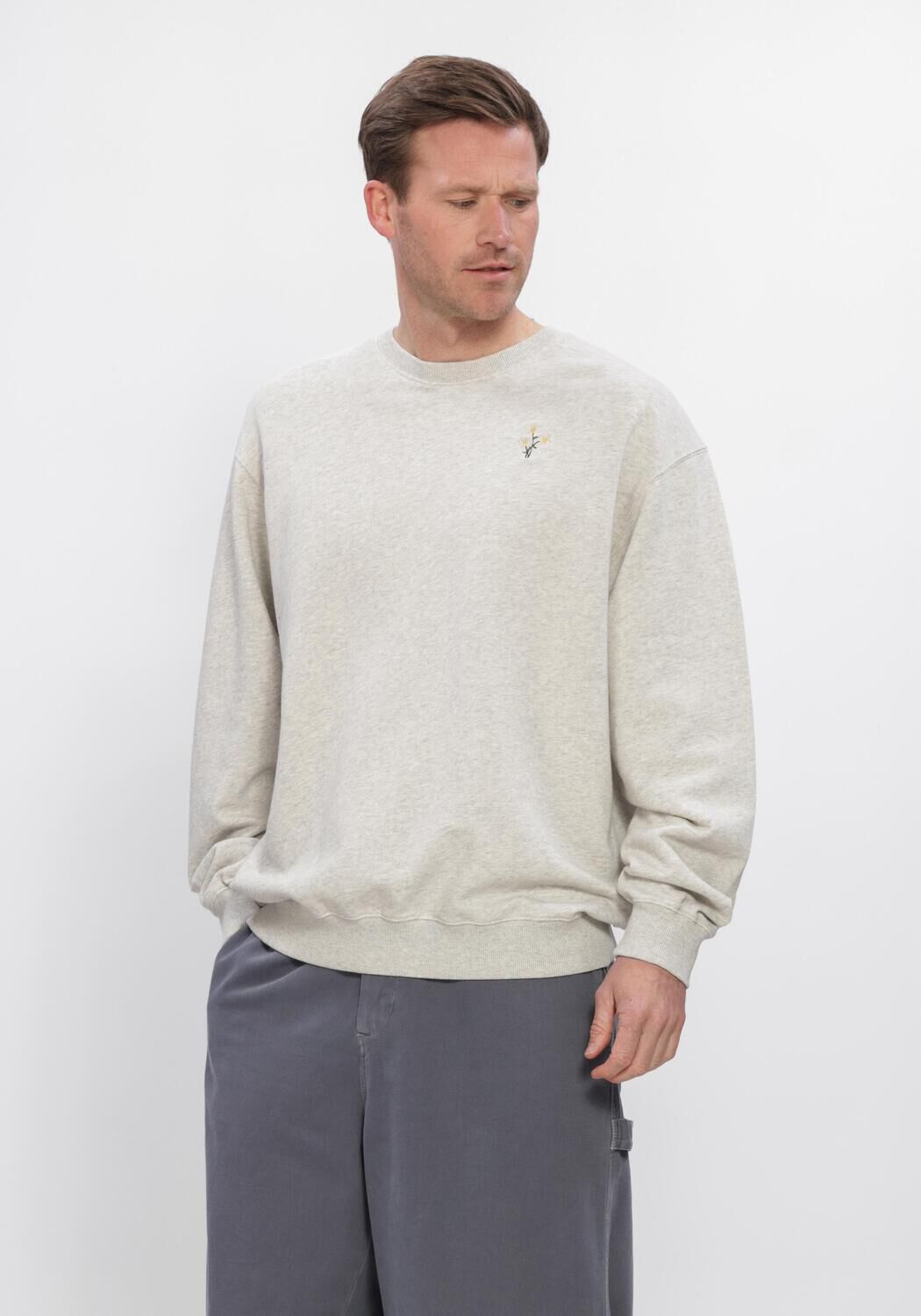 Graue FOR&Eacute;T Sweatshirt BELLIS SWEATSHIRT - large