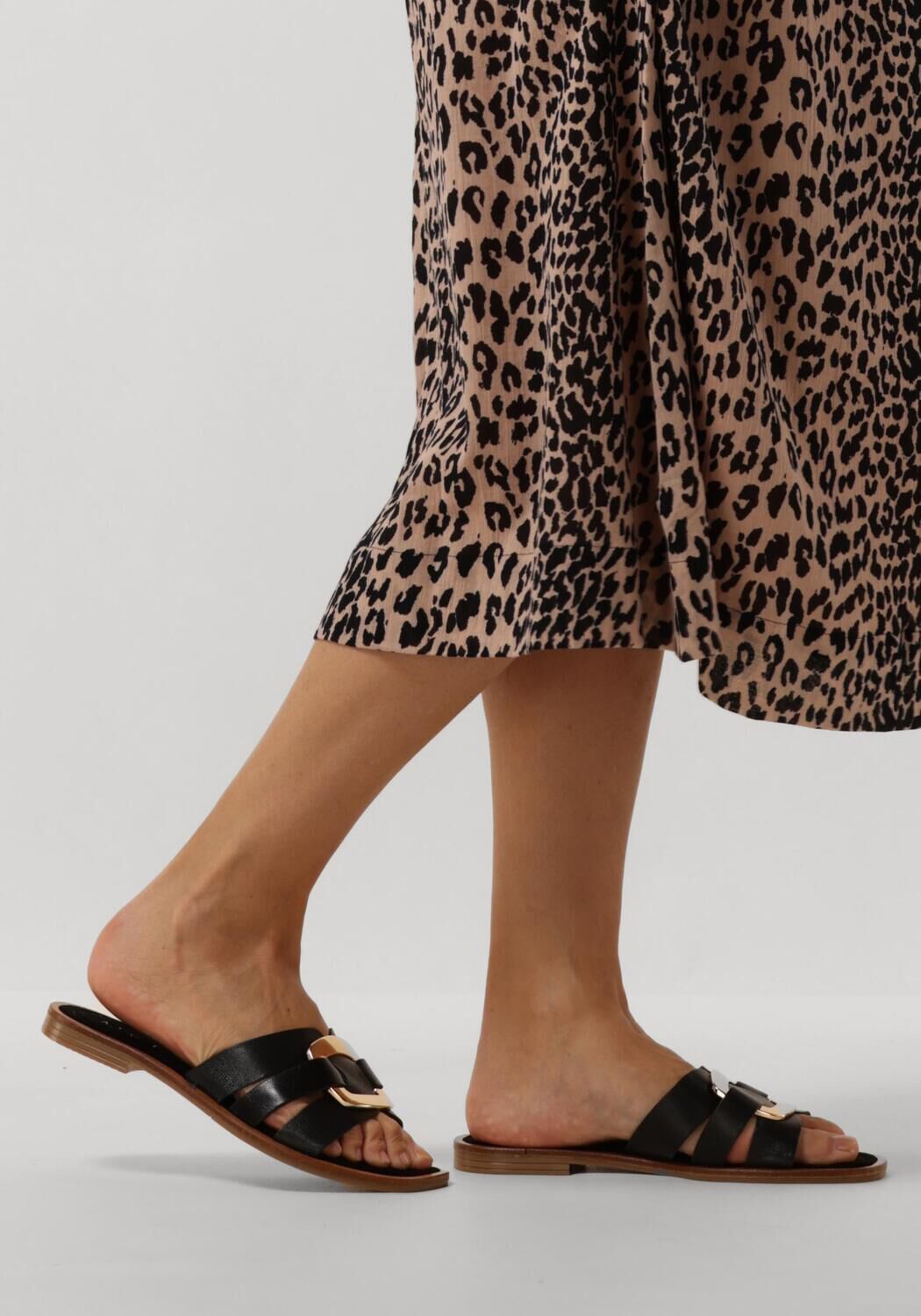 Schwarze NOTRE-V Pantolette 22718 - large