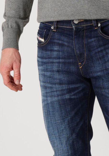 Dunkelblau DIESEL Slim fit jeans 2019 D-STRUKT - large
