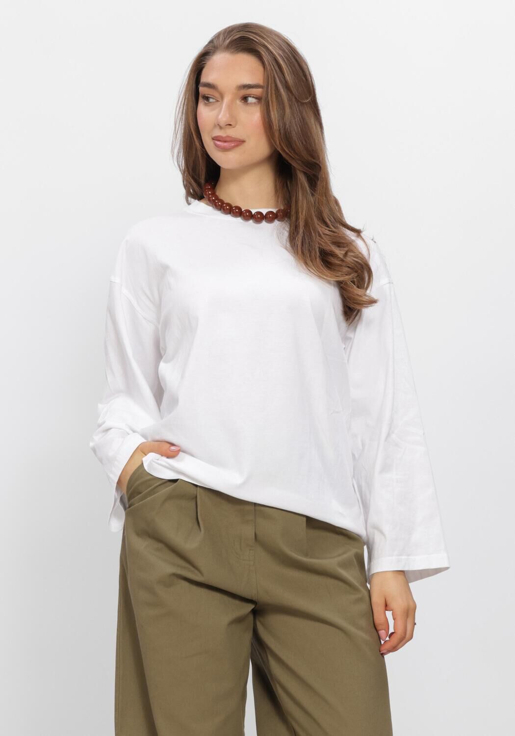 Wei&szlig;e BOII STUDIOS Top ALBERTO O-NECK BOXY - large