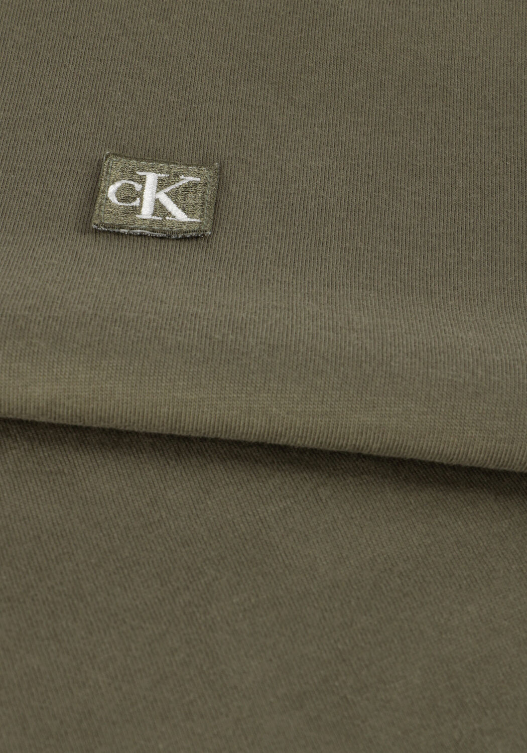 Olive CALVIN KLEIN T-shirt CK EMBRO BADGE TEE - large