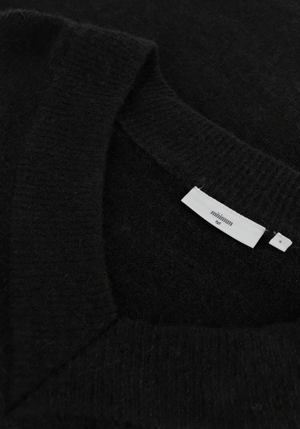 Schwarze MINIMUM Pullover NECKA 9073 - large