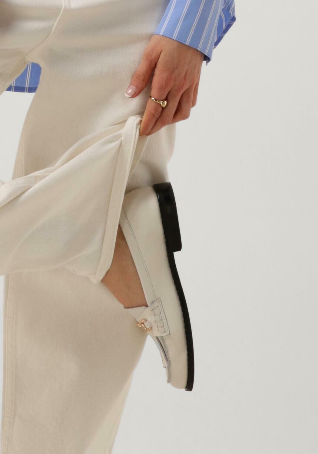 Wei&szlig;e INUOVO Loafer B01002 - large