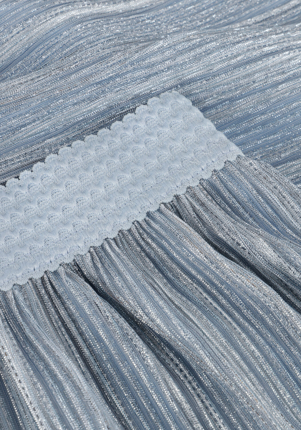 Silberne LIKE FLO Minirock SARA FLO PLISSE SKIRT - large