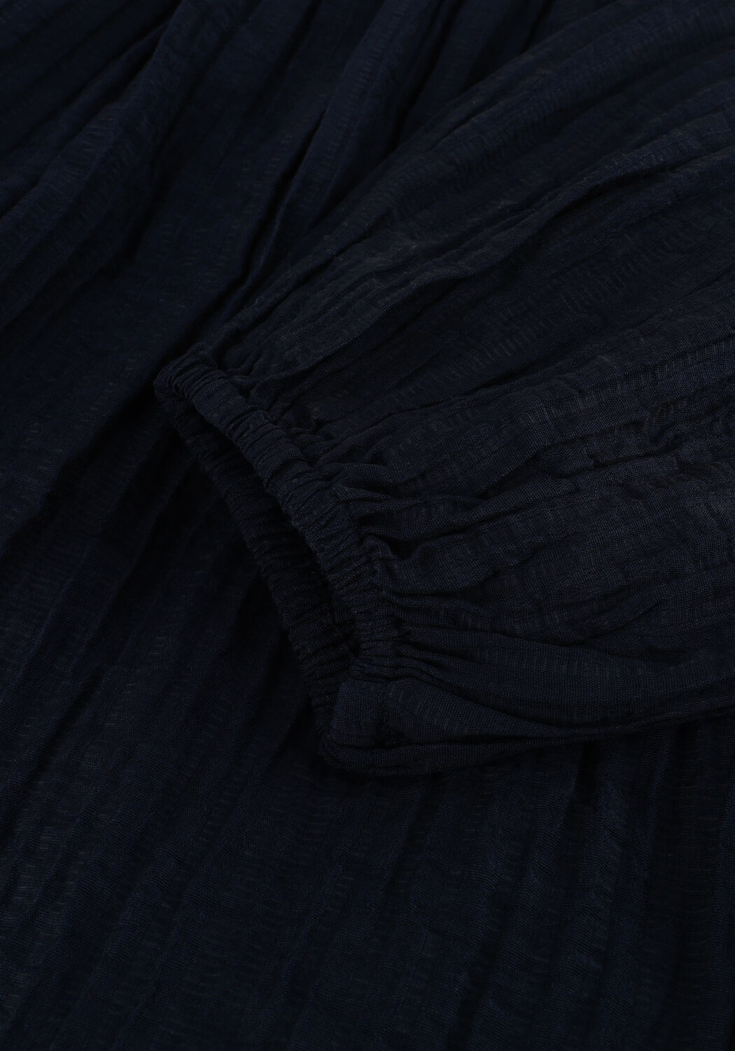 Dunkelblau NEO NOIR Maxikleid SILFI CREPE DRESS - large