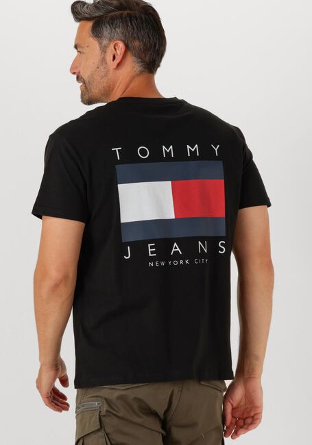 Schwarze TOMMY JEANS T-shirt TJM REG FLAG GRAPH BCKORINT T EXT - large