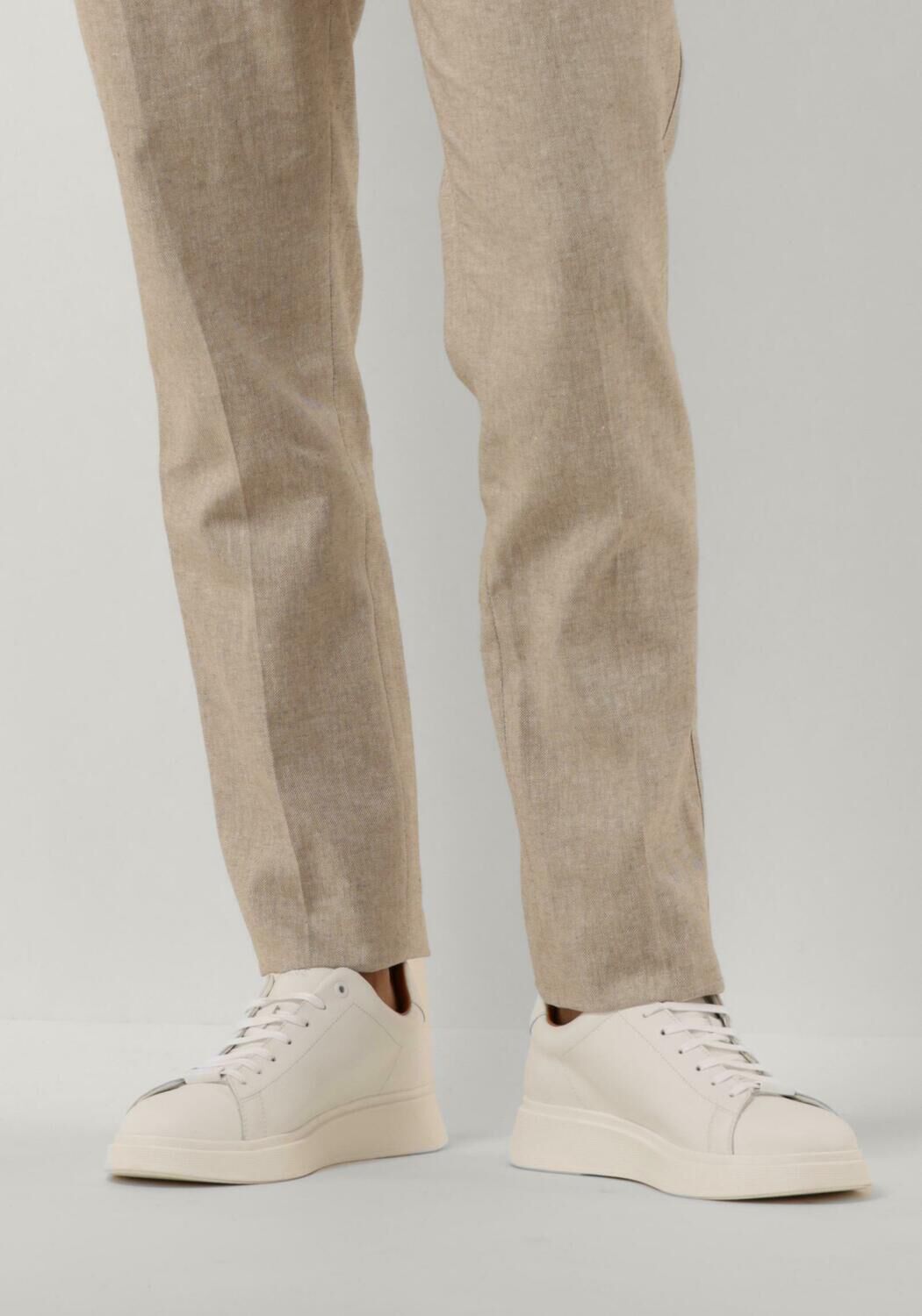 Wei&szlig;e BOSS Sneaker Low BULTON RUNN - large