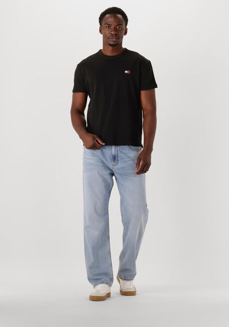 Schwarze TOMMY JEANS T-shirt TJM REG BADGE TEE EXT - large