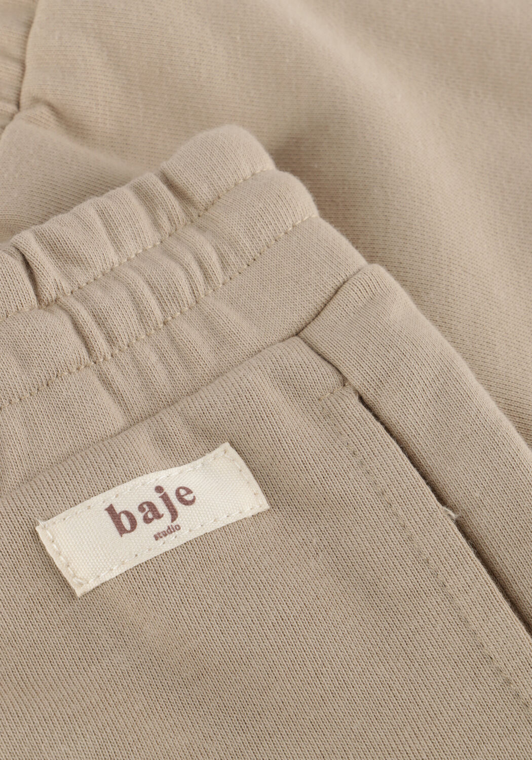 Taupe BAJE STUDIO Kurze Hose GAUCIN - large