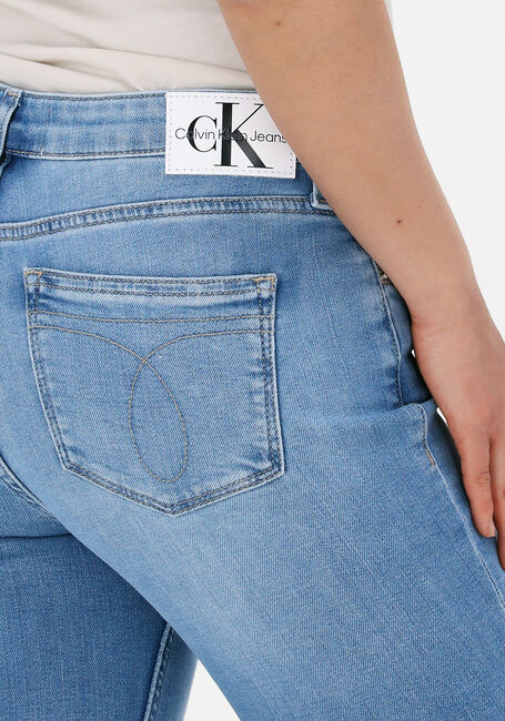 Blaue CALVIN KLEIN Skinny jeans MID RISE SKINNY - large