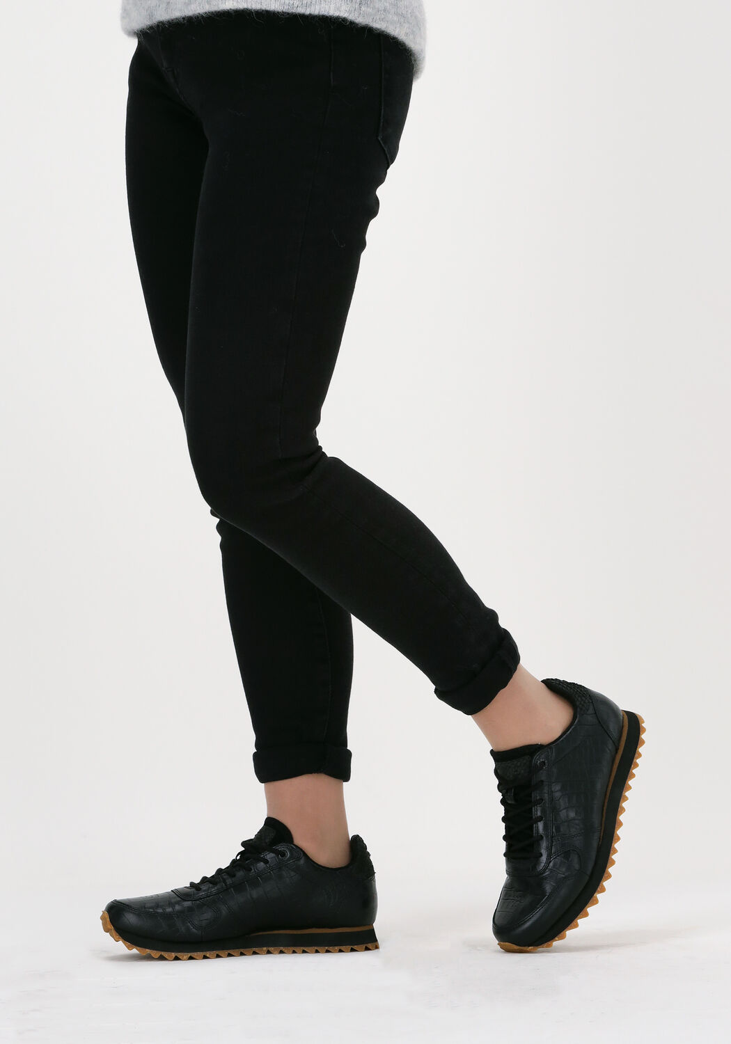 Schwarze WODEN Sneaker Low YDUN CROCO SHINY - large