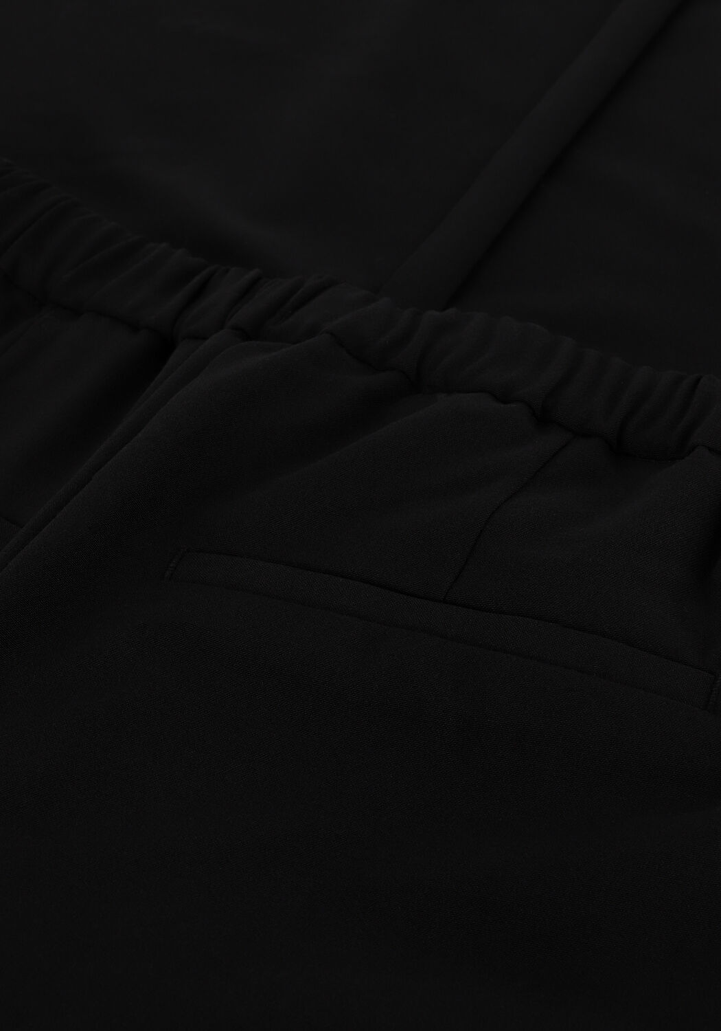 Schwarze MSCH COPENHAGEN Weite Hose CHANA STRAIGHT PANTS - large