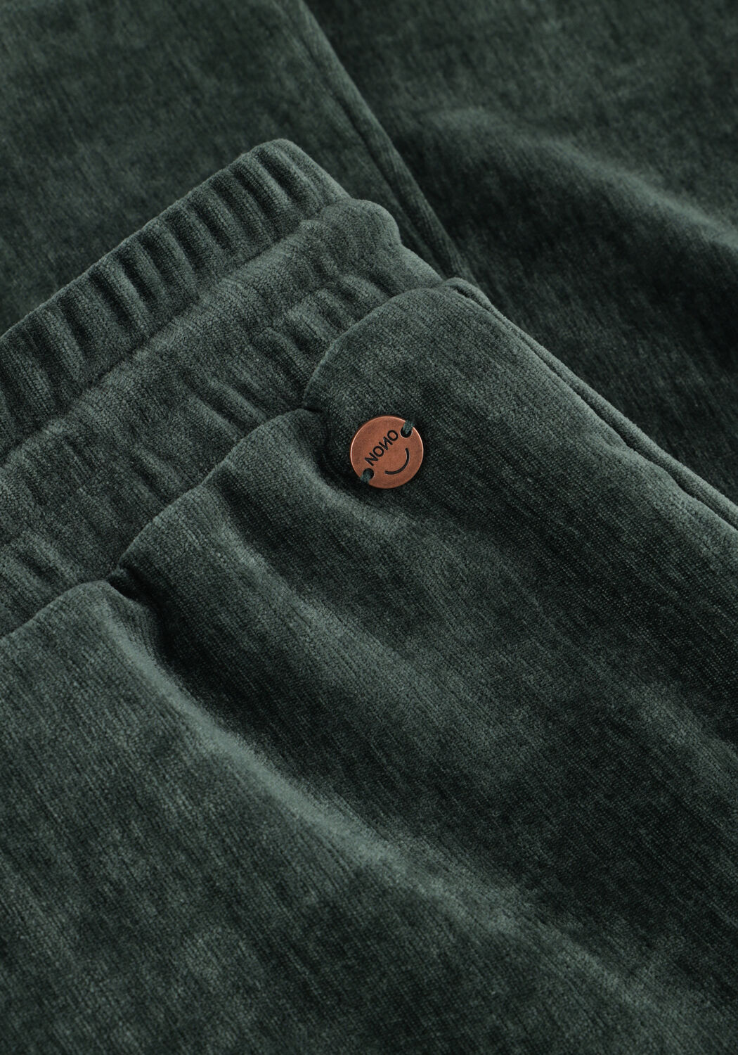 Dunkelgr&uuml;n NONO Schlaghose SADY VELVET FLARED PANTS - large