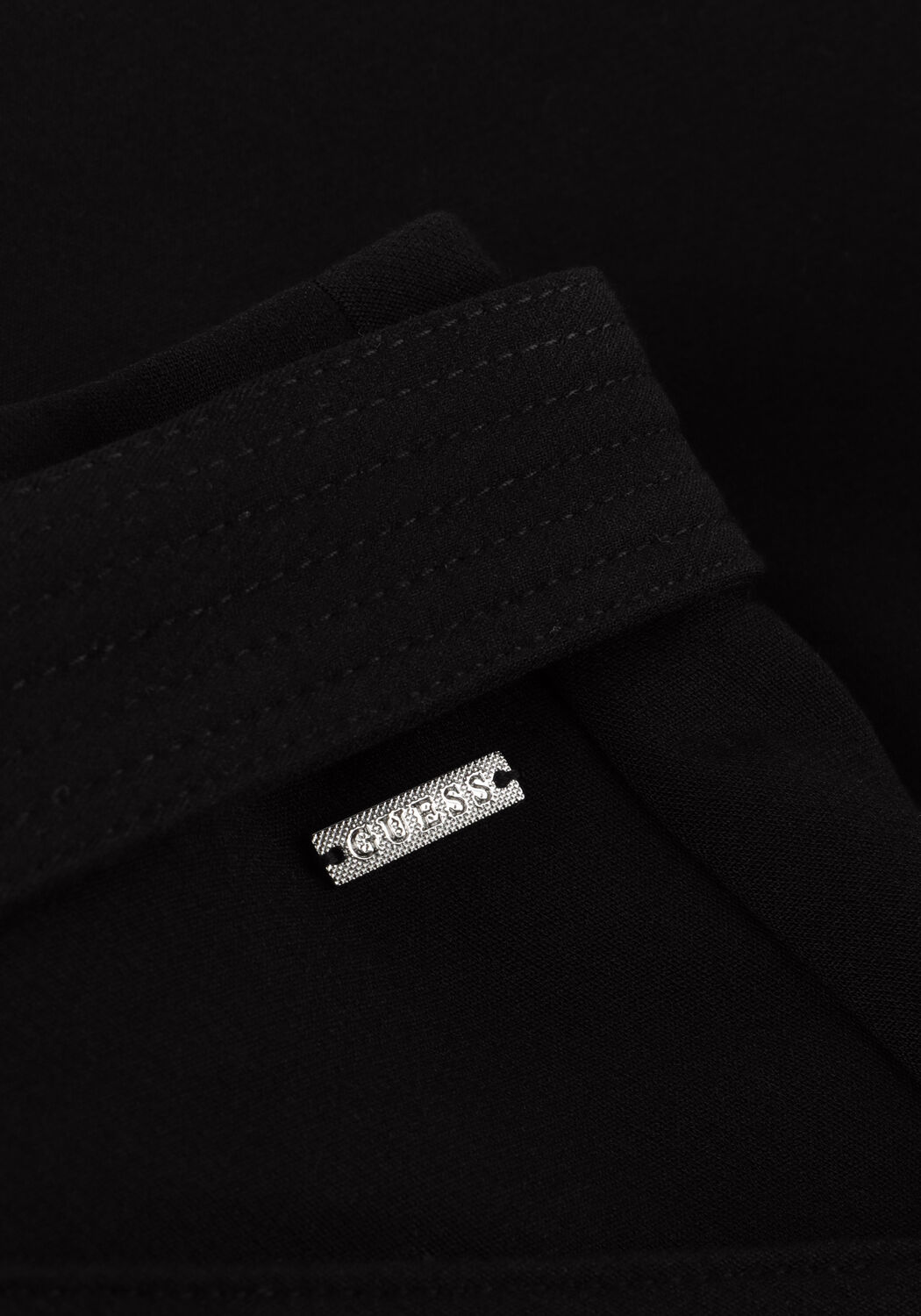 Schwarze GUESS Hosen VALENTINA SHORTS - large