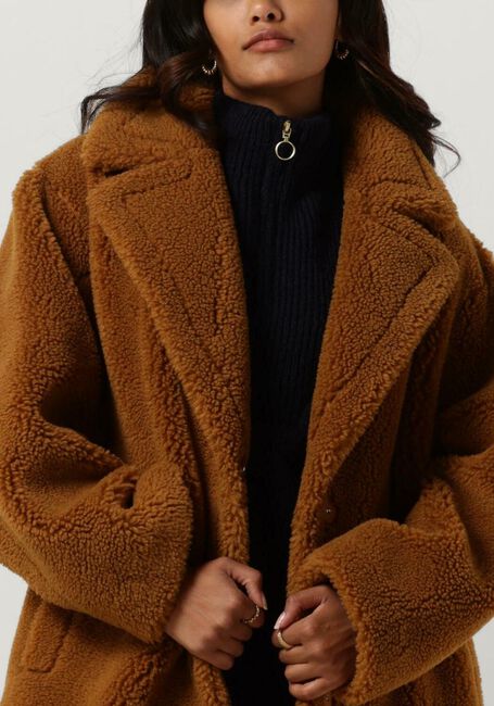 Camelfarbene STAND STUDIO Teddy-Jacke MARIA COAT - large