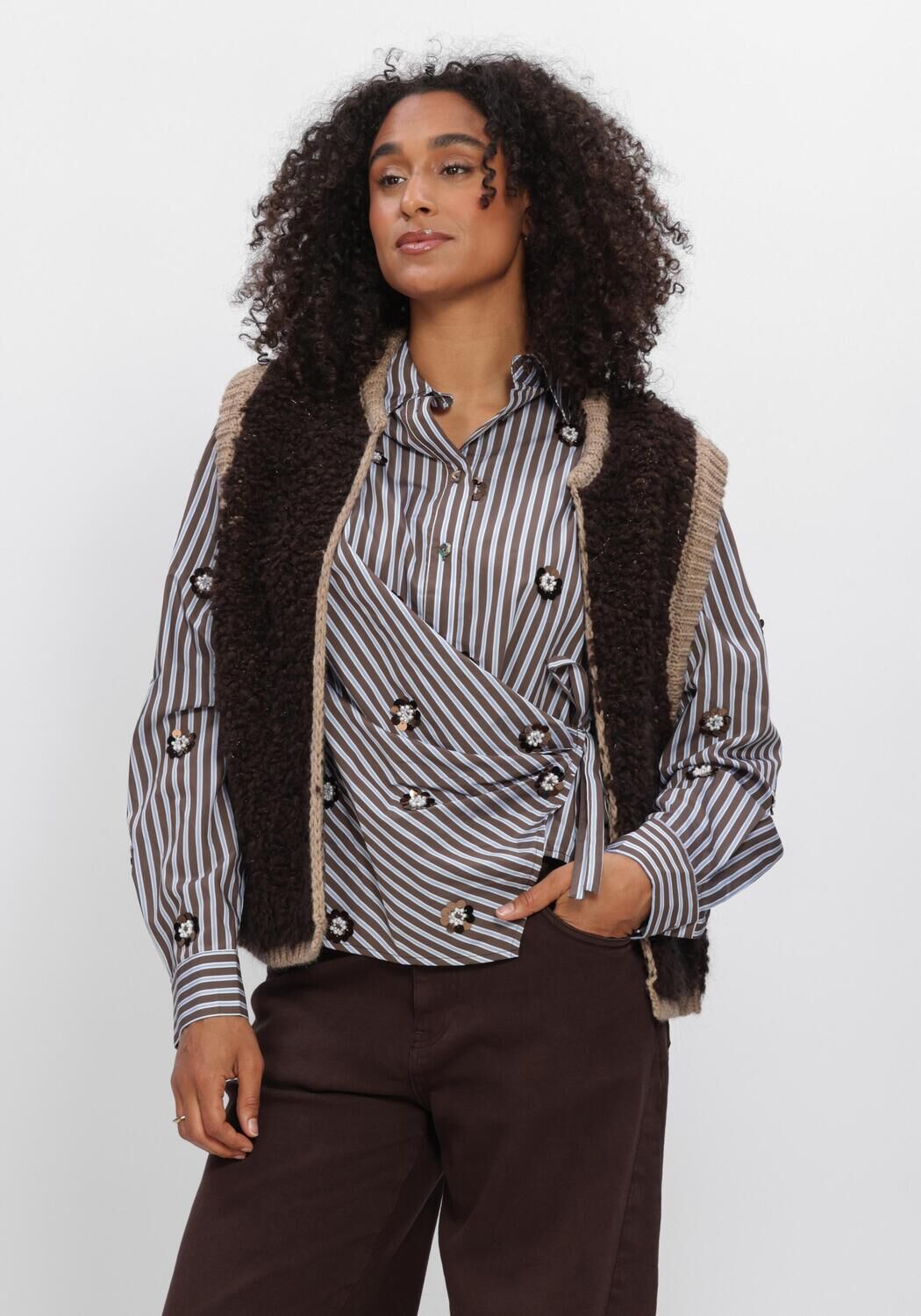 Braune NUKUS Gilet LANA GILET - large