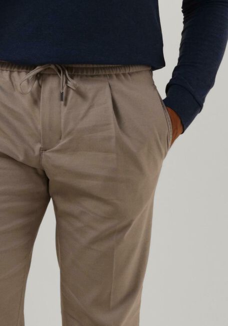 Beige TOMMY HILFIGER Chino HAMPTON BIRDS EYE - large