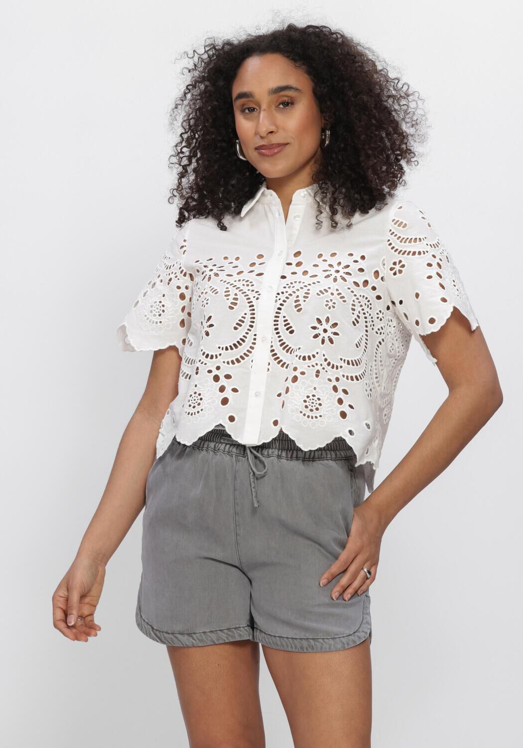 Wei&szlig;e OBJECT Top OBJELENA S/S CROP TOP E VIP 26 - large