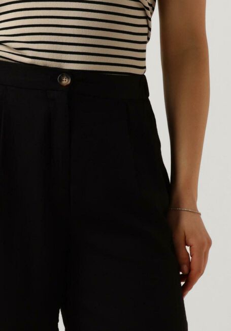 Schwarze MSCH COPENHAGEN Hosen MSCHJOVENE GINIA HW SHORT - large