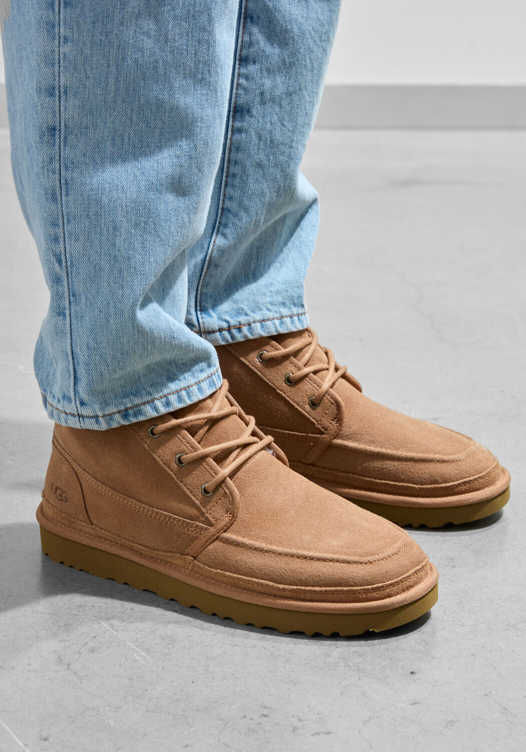 Cognacfarbene UGG Schn&uuml;rboots M NEUMEL MOC - large