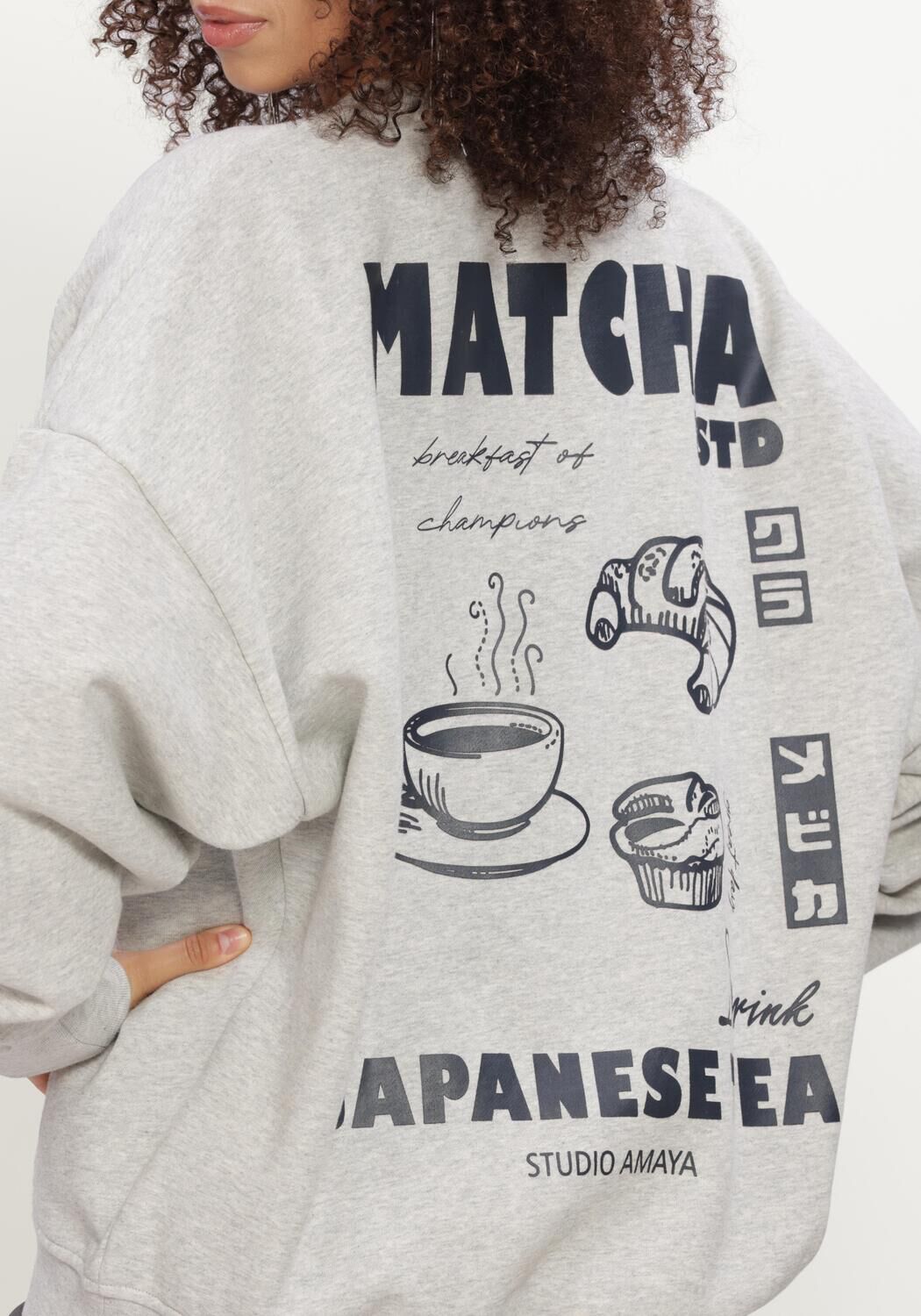 Hellgrau STUDIO AMAYA Sweatshirt MATCHA SWEATER - large
