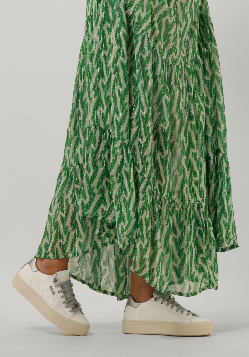 Wei&szlig;e P448 Sneaker Low THEA - large