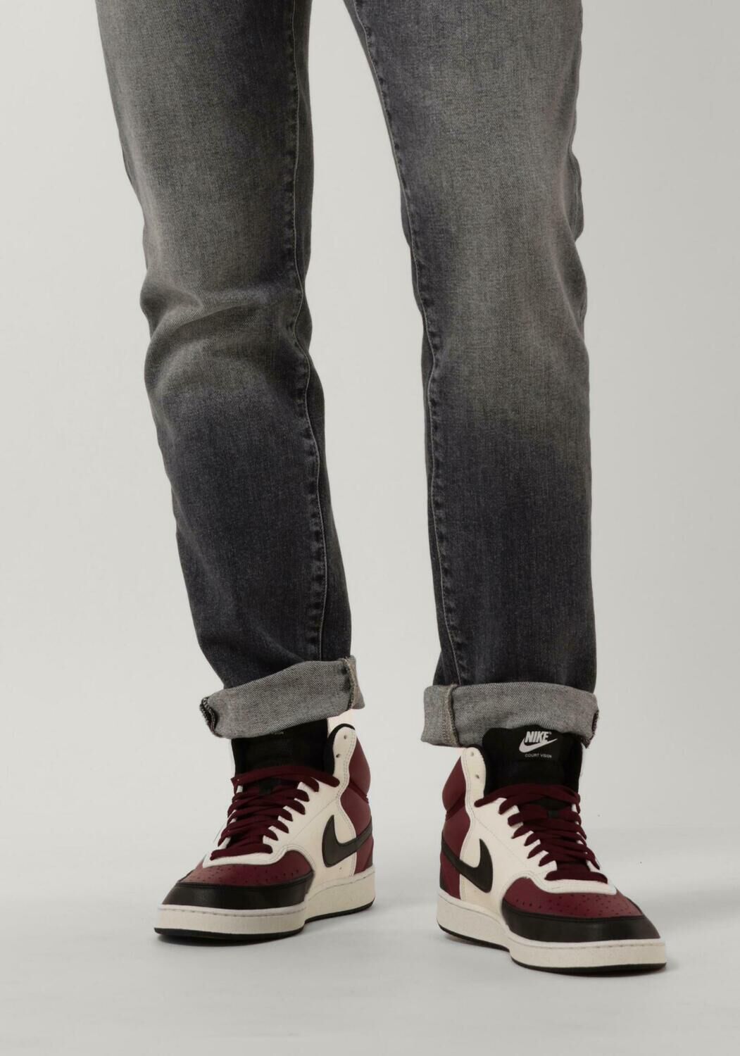 Schwarze NIKE Sneaker High COURT VISION MID MEN - large