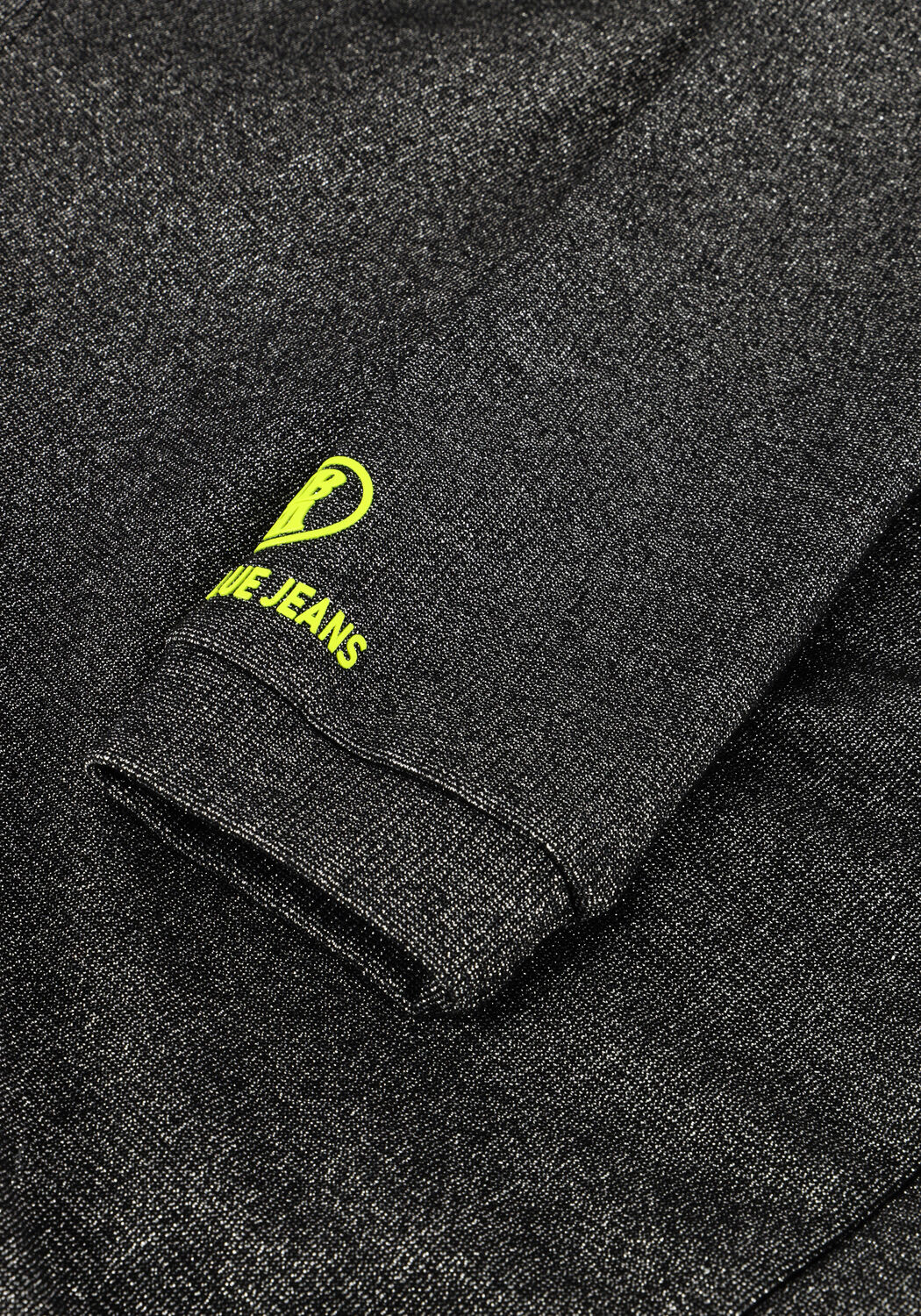 Schwarze INDIAN BLUE JEANS Top CROPPED LONGSLEEVE METALLIC - large