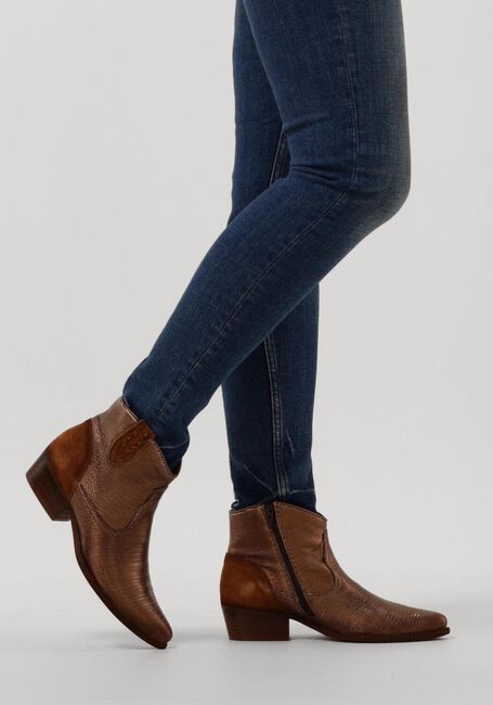 Braune OMODA Cowboystiefel D512 - large