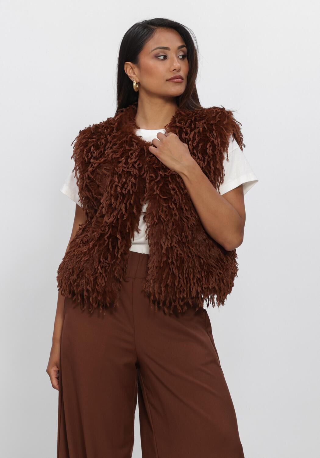 Braune NUKUS Gilet MILA GILET FEATHER - large