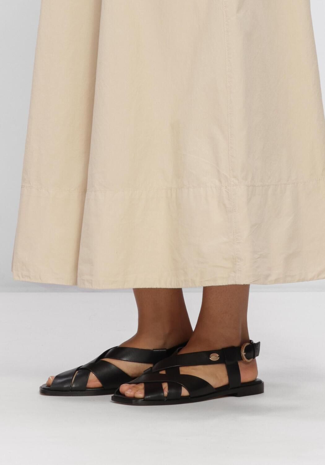 Schwarze FRED DE LA BRETONIERE Sandalen GITEL CROSS - large