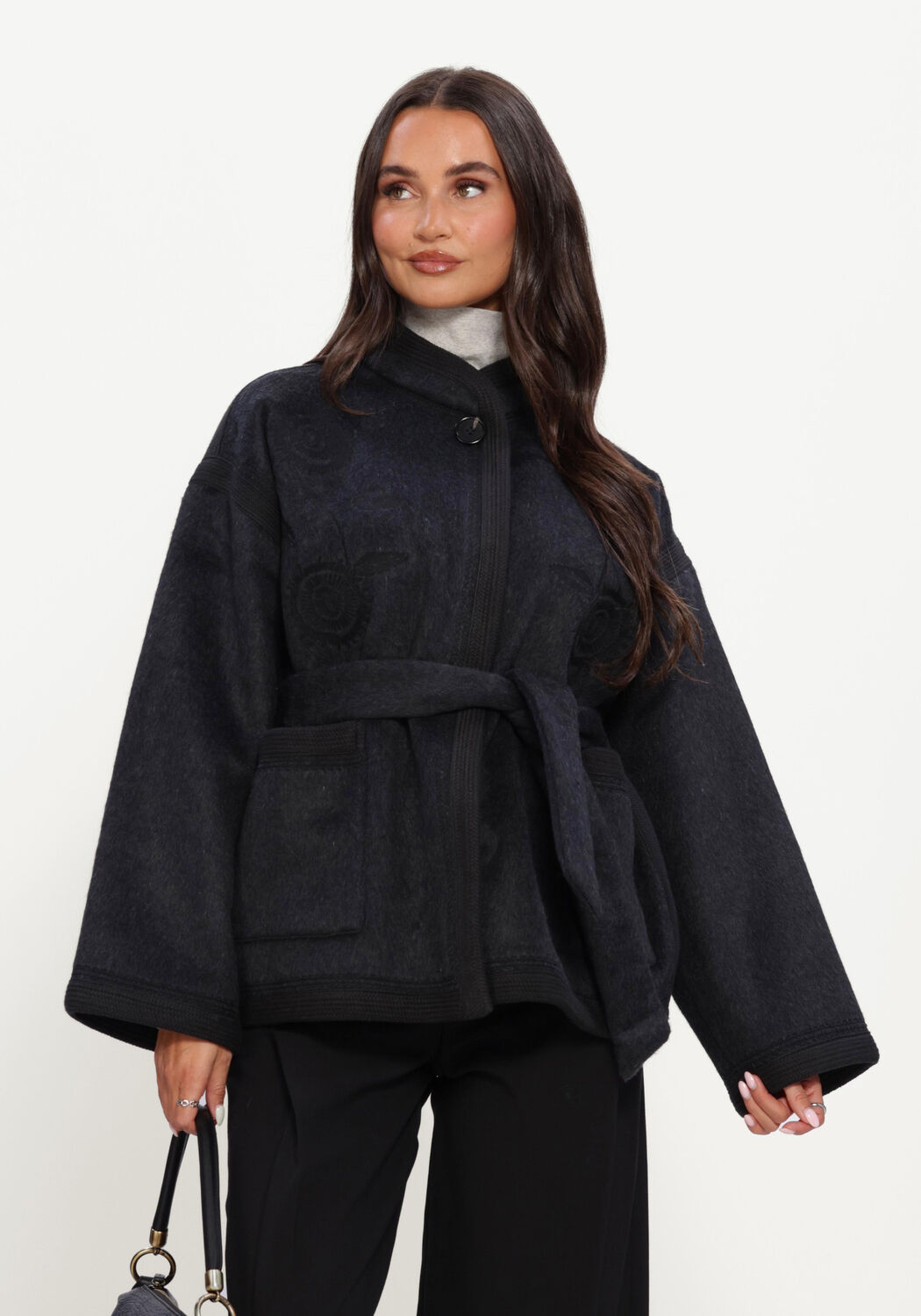 Schwarze ANTIK BATIK Blusen WILLOW KIMONO - large